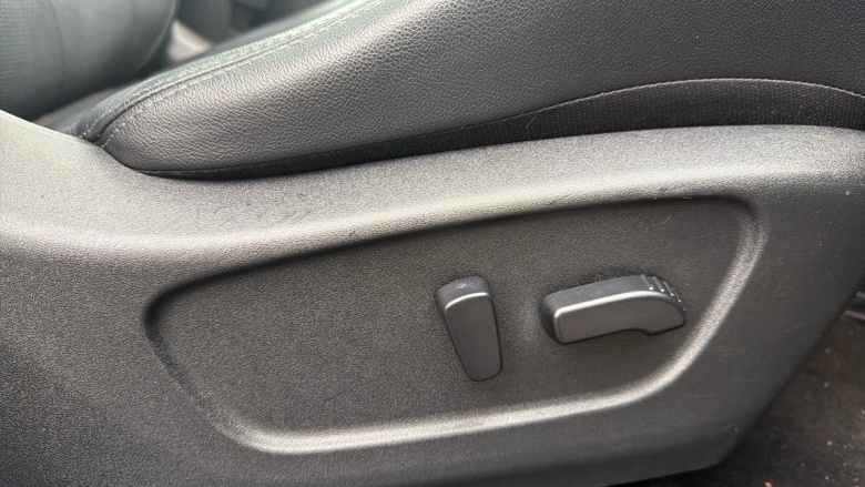 Nissan Qashqai 1.6 dCi Tekna 5dr Xtronic Diesel Hatchback